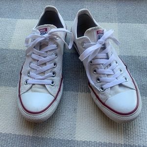 White converse sneakers
